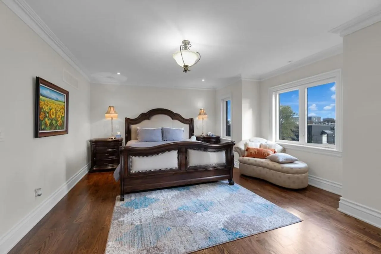 Luxury 4Br - Pool Table - 10 Min To Yorkdale Mall Τορόντο 0*,